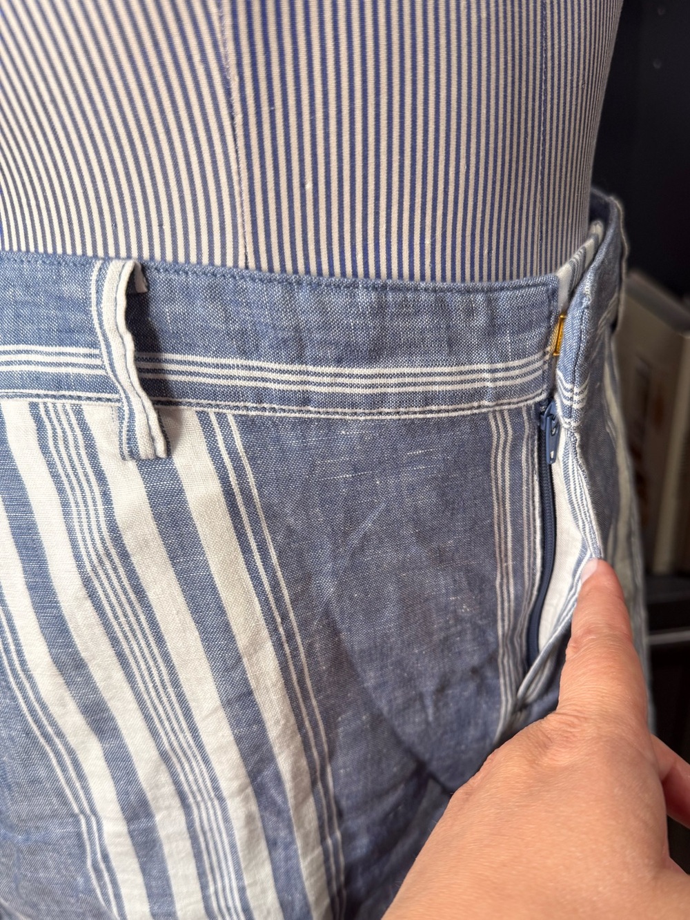 Lauren Ralph Lauren Striped Linen Shorts – Blue & White – Size 8 - Picture 6 of 10